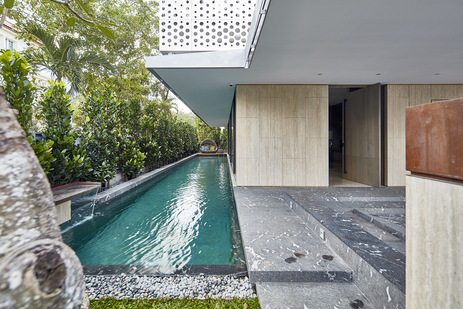 Camo House - Salbini - Company